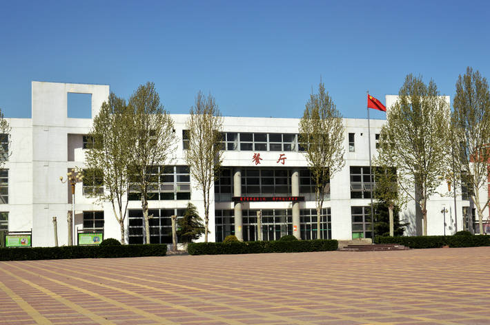 肃宁中学
