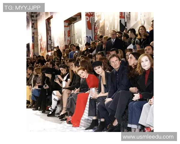 足球明星与女明星的魅力壁纸合集让你感受星光闪耀的瞬间