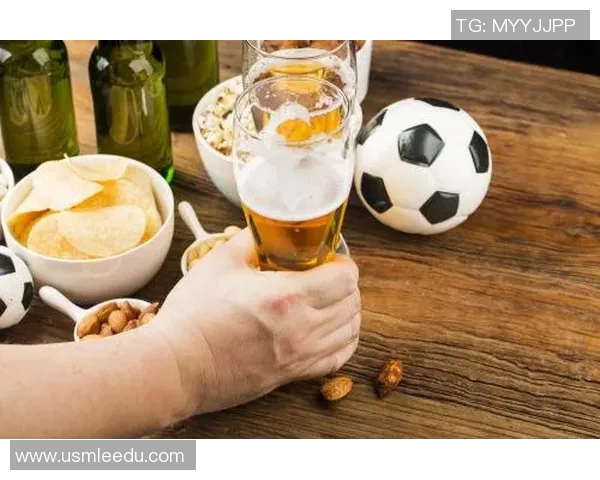 足球明星们的最爱零食揭秘助力他们在赛场上的表现与能量补充