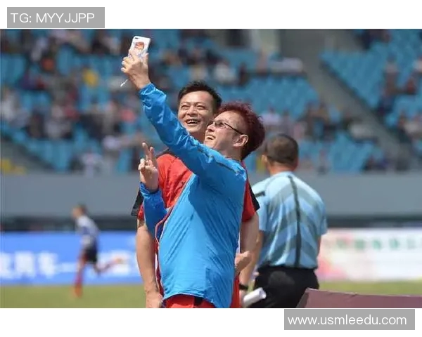 足球明星娜娜的个人简介与精彩瞬间照片分享